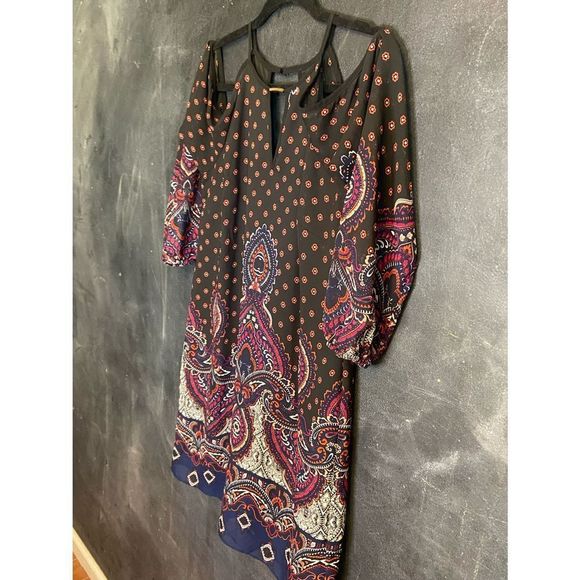 A. Byer Cold Shoulder Boho Dress size Medium - Picture 5 of 9